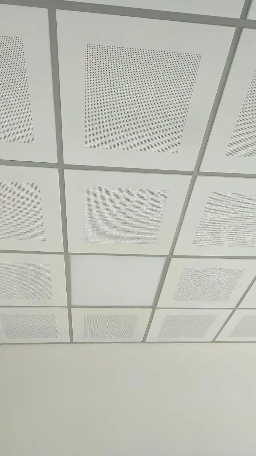 Lay-in asma tavan panel uygulaması