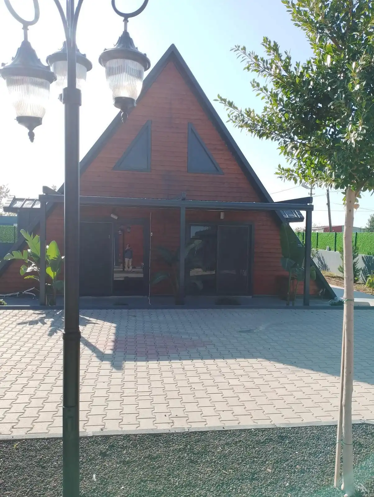 Tamamlanmış hafif çelik A-frame yapı